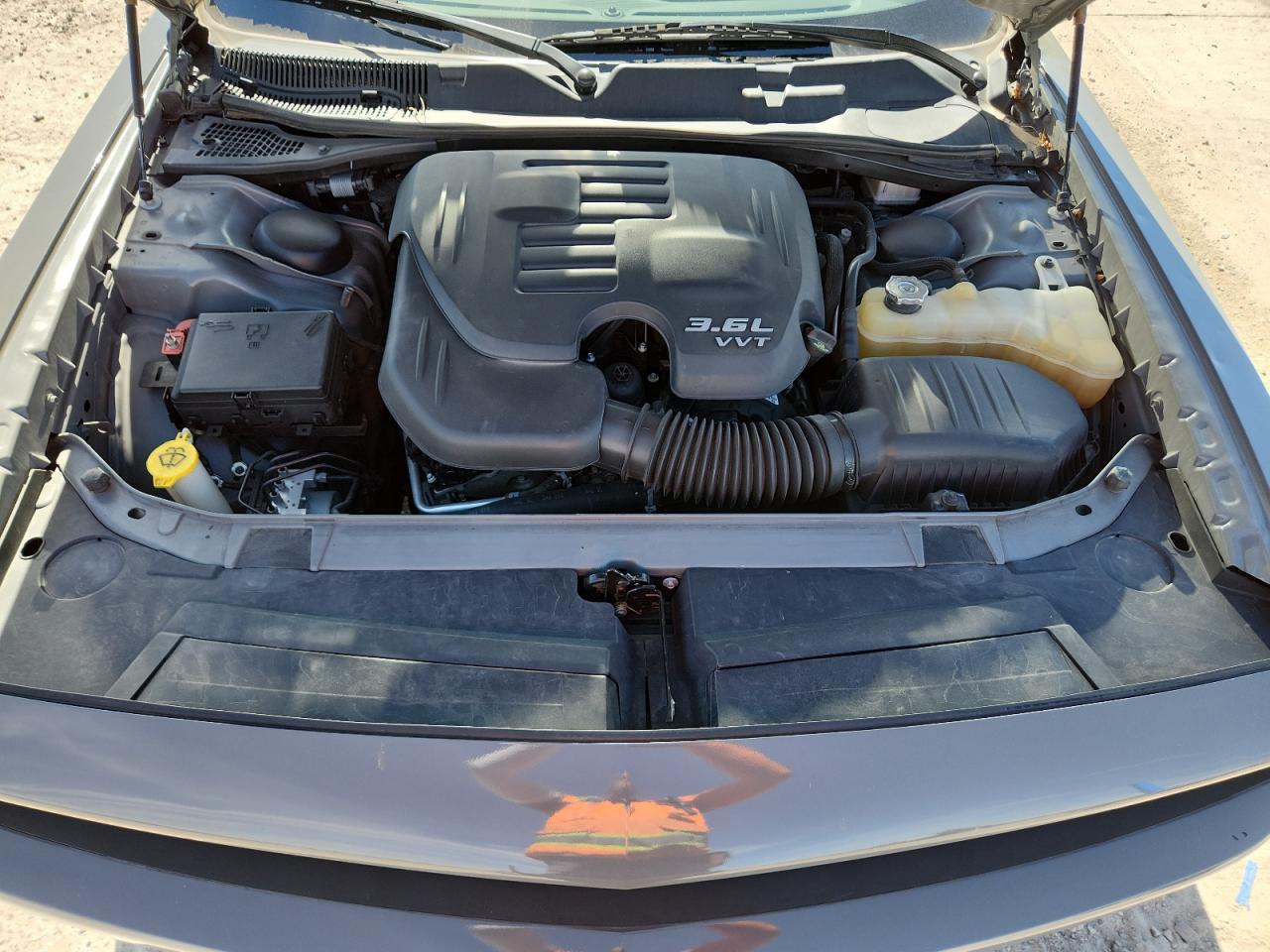 2018 Dodge Challenger Sxt VIN: 2C3CDZAG9JH271142 Lot: 84286135