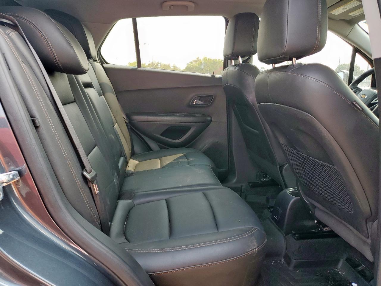 2021 Chevrolet Trax 1Lt VIN: KL7CJLSB7MB327996 Lot: 81400895