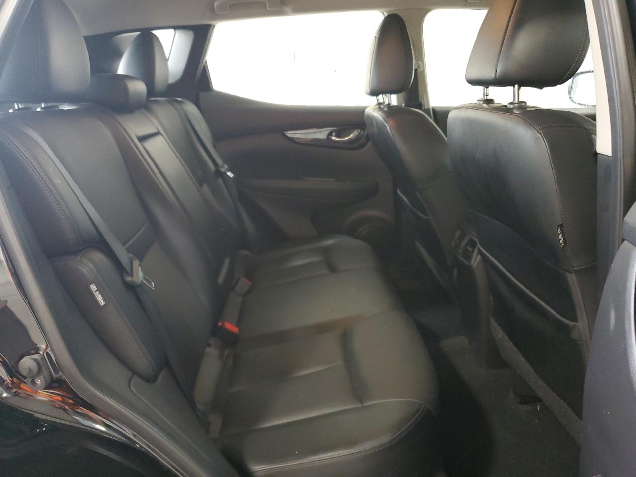 2022 Nissan Rogue Sport Sl VIN: JN1BJ1CW2NW499614 Lot: 81314925