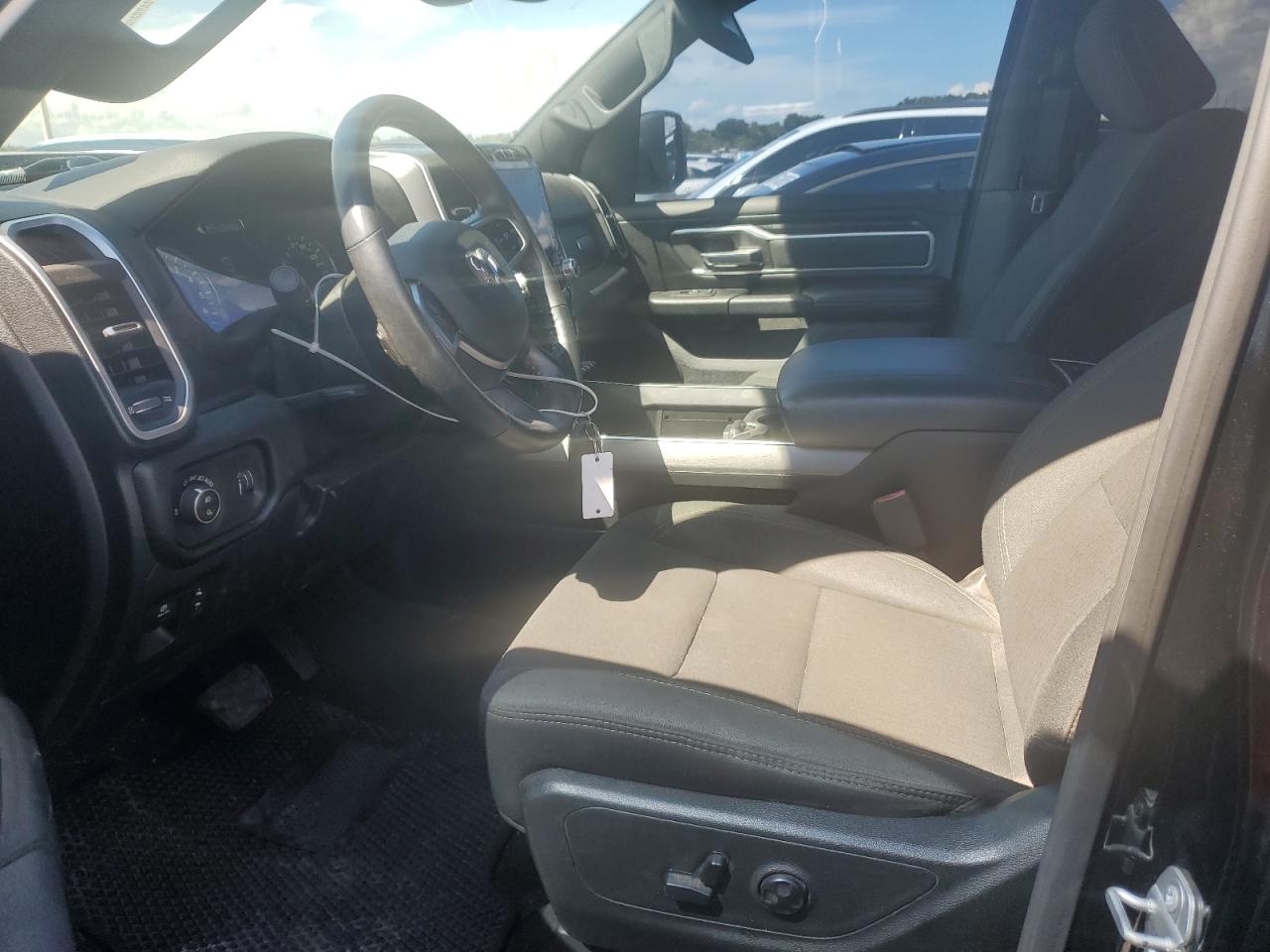 2020 Ram 1500 Big Horn/Lone Star VIN: 1C6RREFT5LN405877 Lot: 82046315