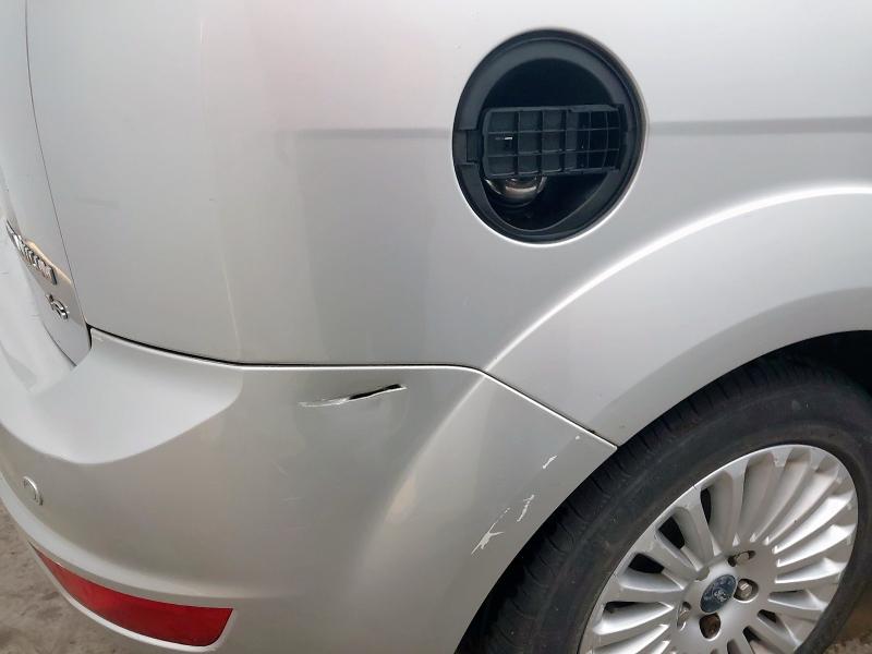 2010 FORD FOCUS TITANIUM 