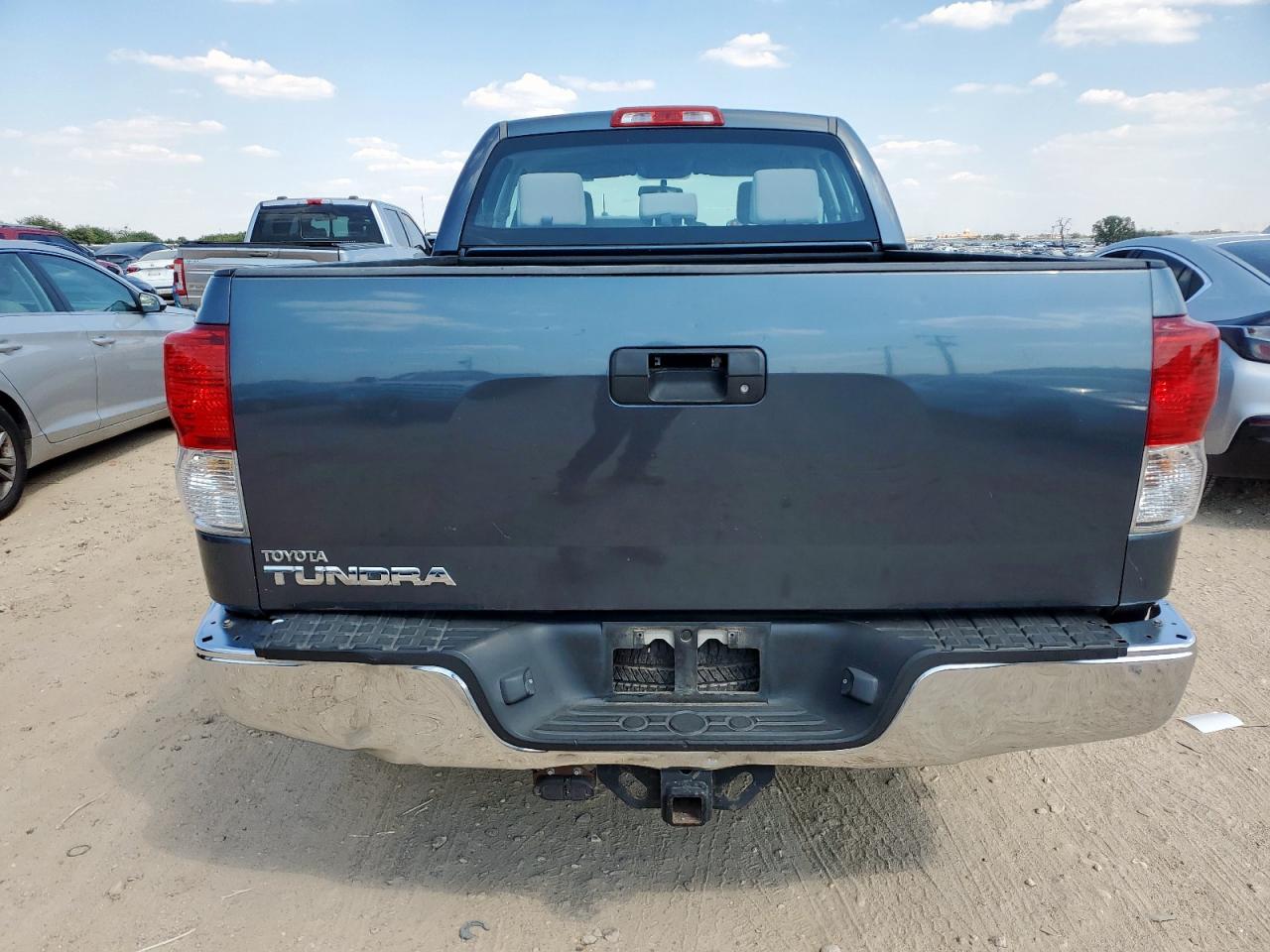 2010 Toyota Tundra Double Cab Sr5 VIN: 5TFRM5F14AX011634 Lot: 84586175