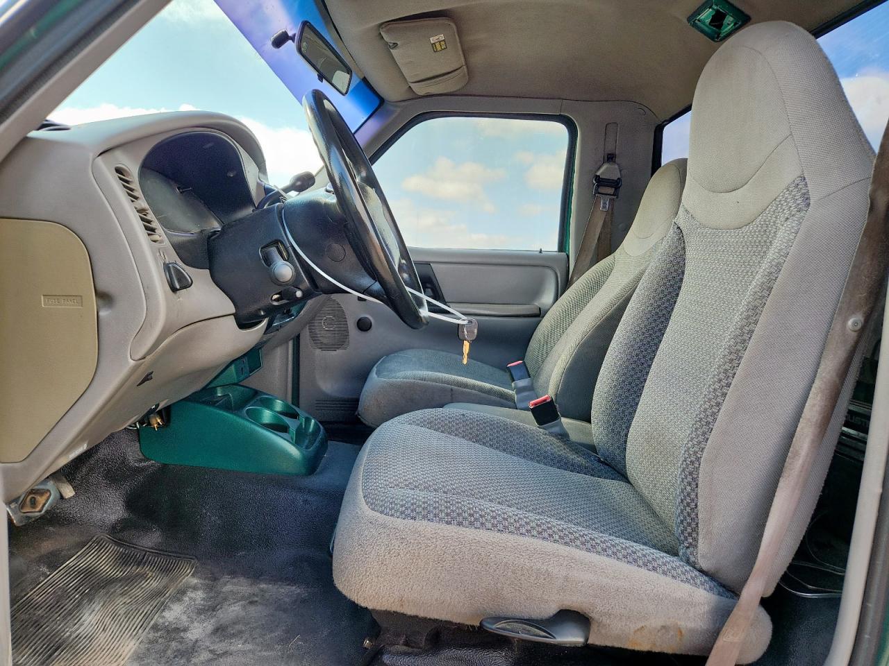 2000 Ford Ranger VIN: 1FTYR10V8YPA41909 Lot: 71700365