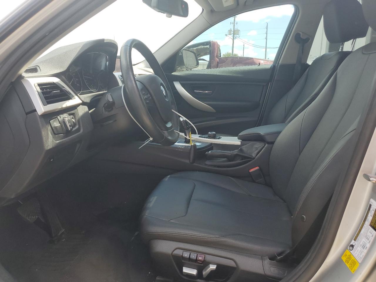 2018 BMW 320 I VIN: WBA8A9C57JK623002 Lot: 71215715