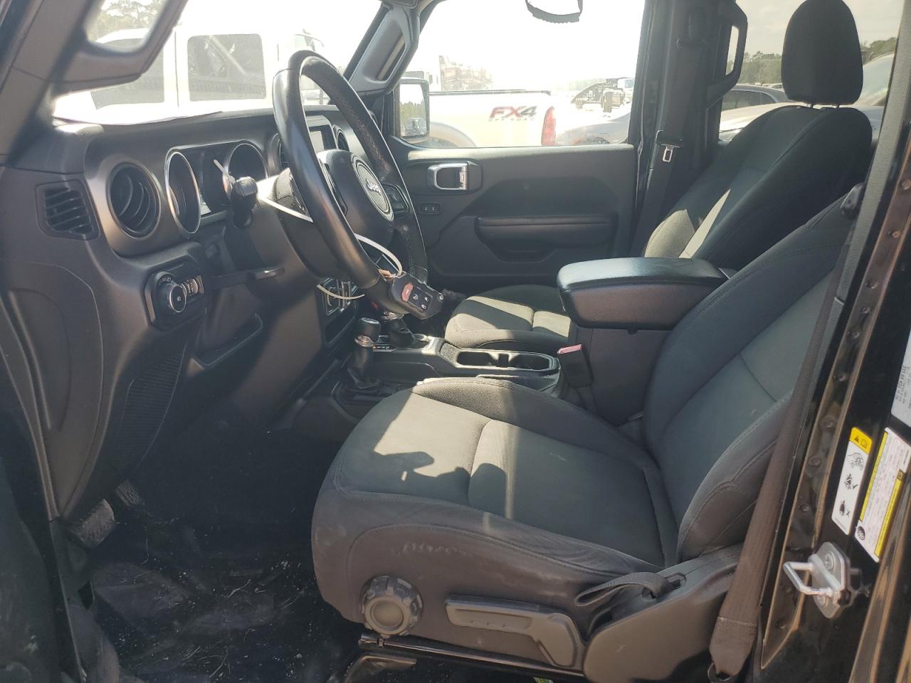 2018 Jeep Wrangler Unlimited Sport VIN: 1C4HJXDG0JW110352 Lot: 71735245