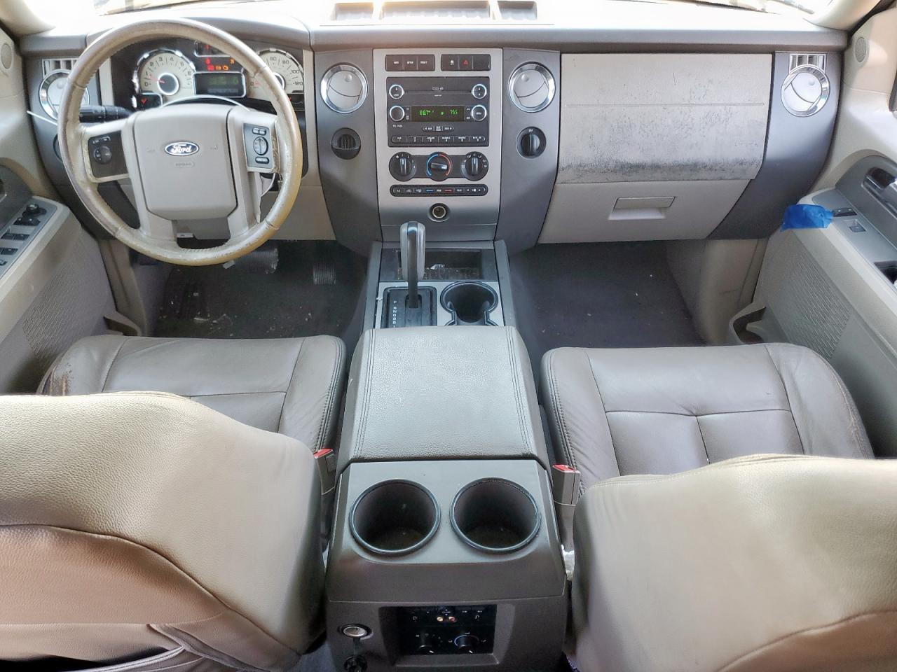 2010 Ford Expedition Xlt VIN: 1FMJU1F58AEA54163 Lot: 71563735