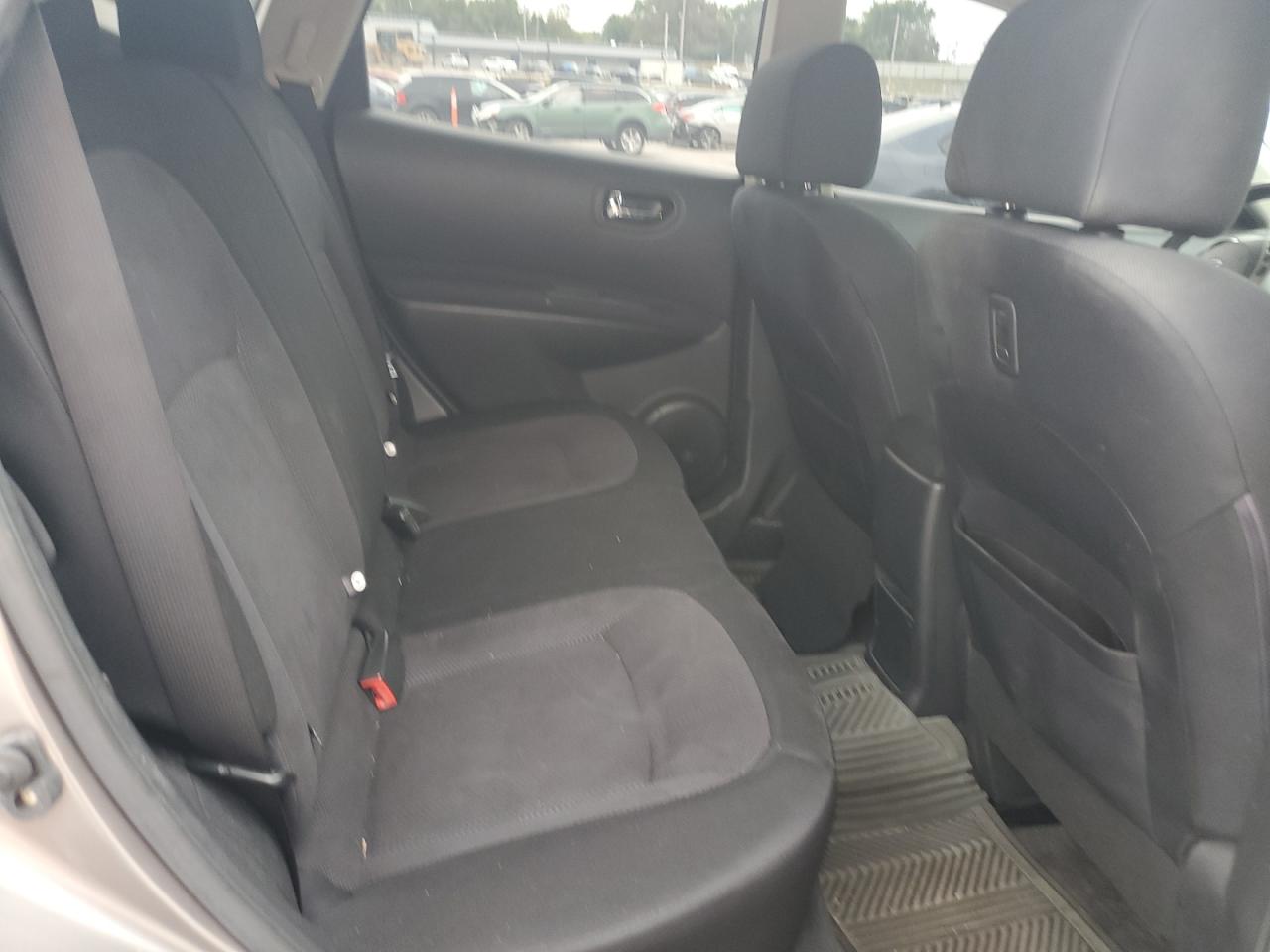 2011 Nissan Rogue S VIN: JN8AS5MT2BW560302 Lot: 82071775