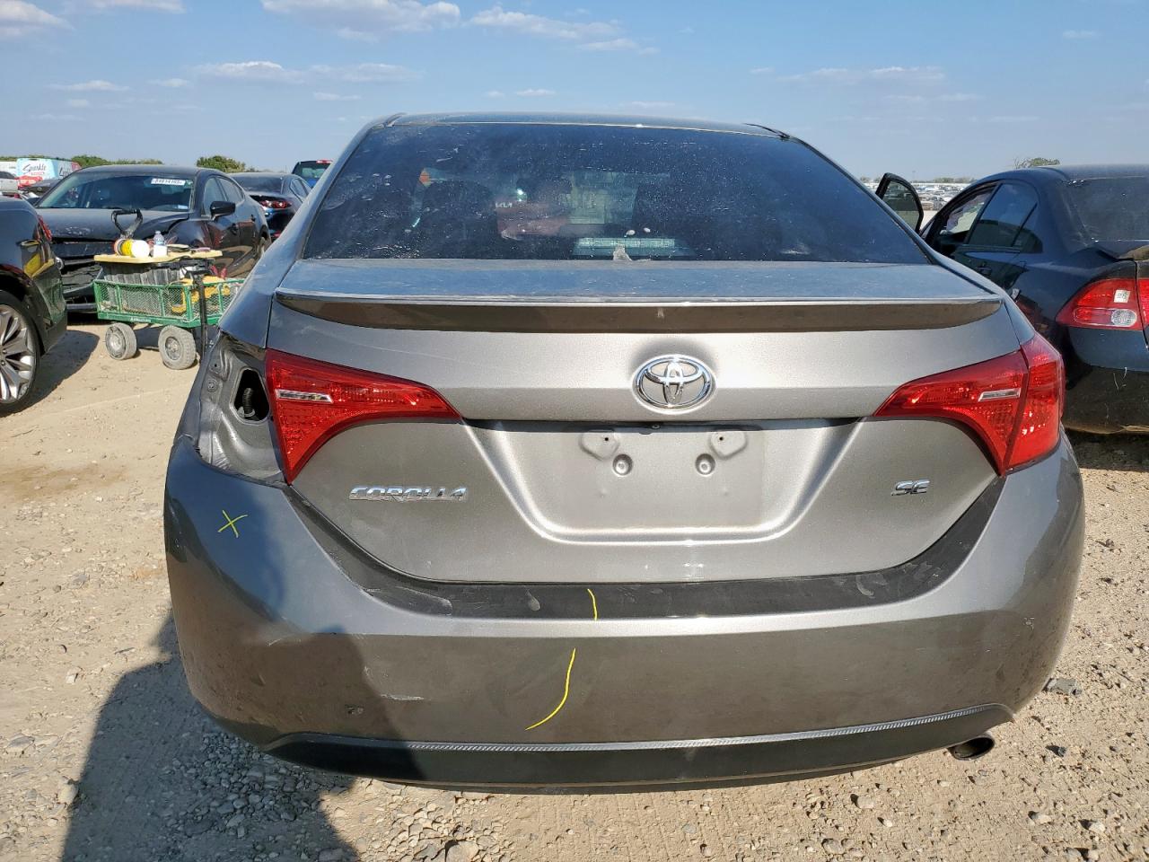 2017 Toyota Corolla L VIN: 5YFBURHE5HP727427 Lot: 84594545