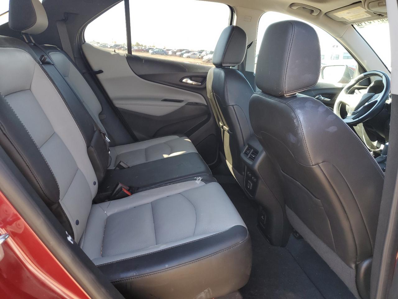 2021 Chevrolet Equinox Premier VIN: 2GNAXXEV2M6121310 Lot: 80779145