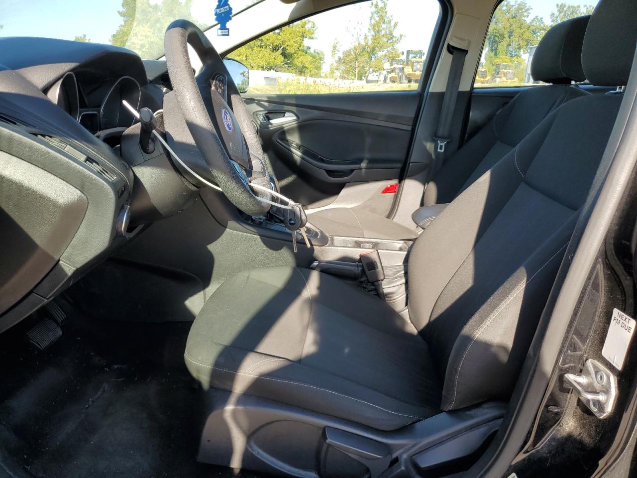 2017 Ford Focus Se VIN: 1FADP3K26HL247293 Lot: 81921295