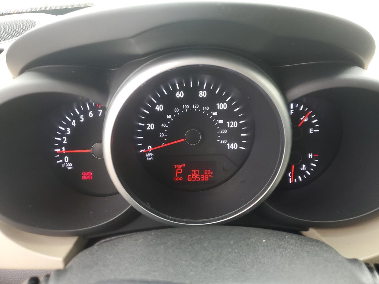 2013 Kia Soul + VIN: KNDJT2A66D7565215 Lot: 80991405