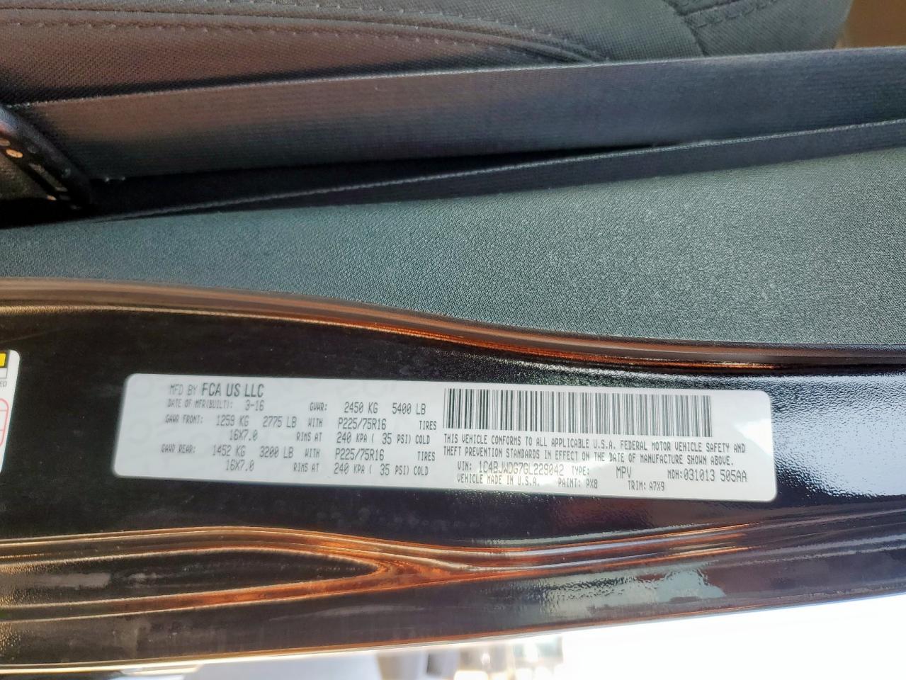 2016 Jeep Wrangler Unlimited Sport VIN: 1C4BJWDG7GL229042 Lot: 81566825