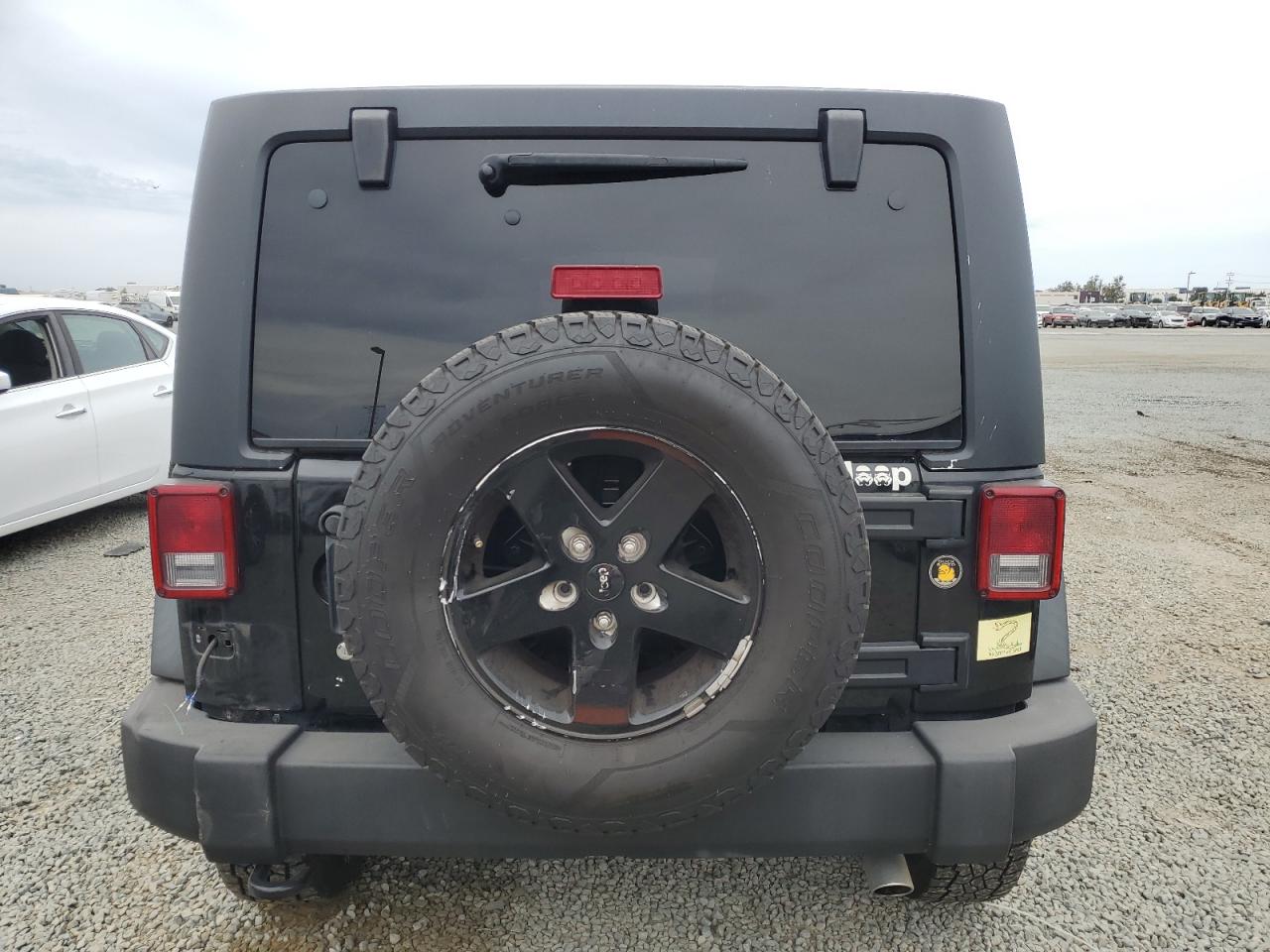 2014 Jeep Wrangler Unlimited Sport VIN: 1C4HJWDG9EL113252 Lot: 80471505