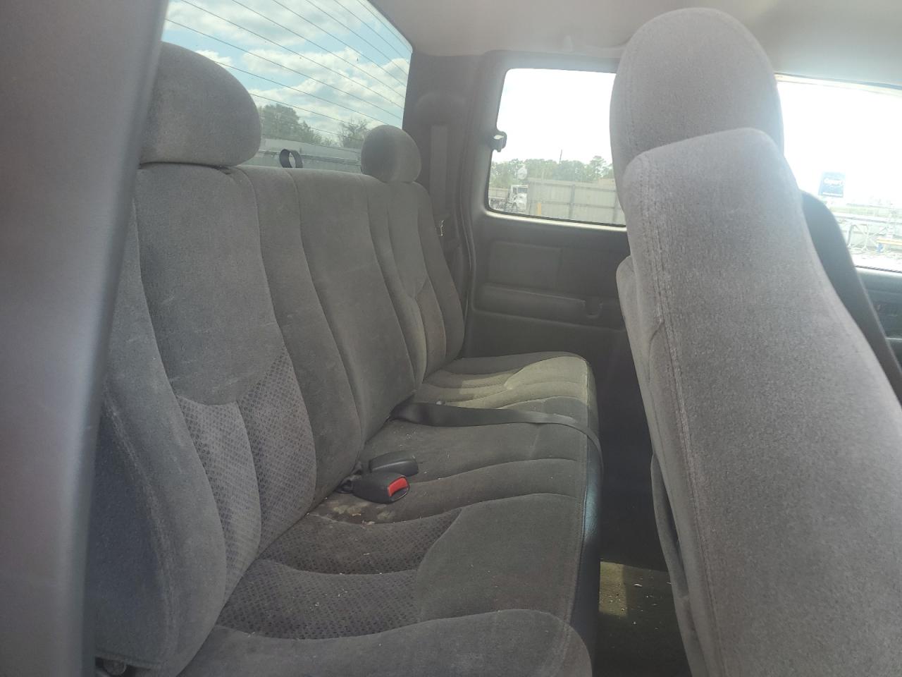 2003 Chevrolet Silverado C1500 VIN: 2GCEC19T231258044 Lot: 84606025