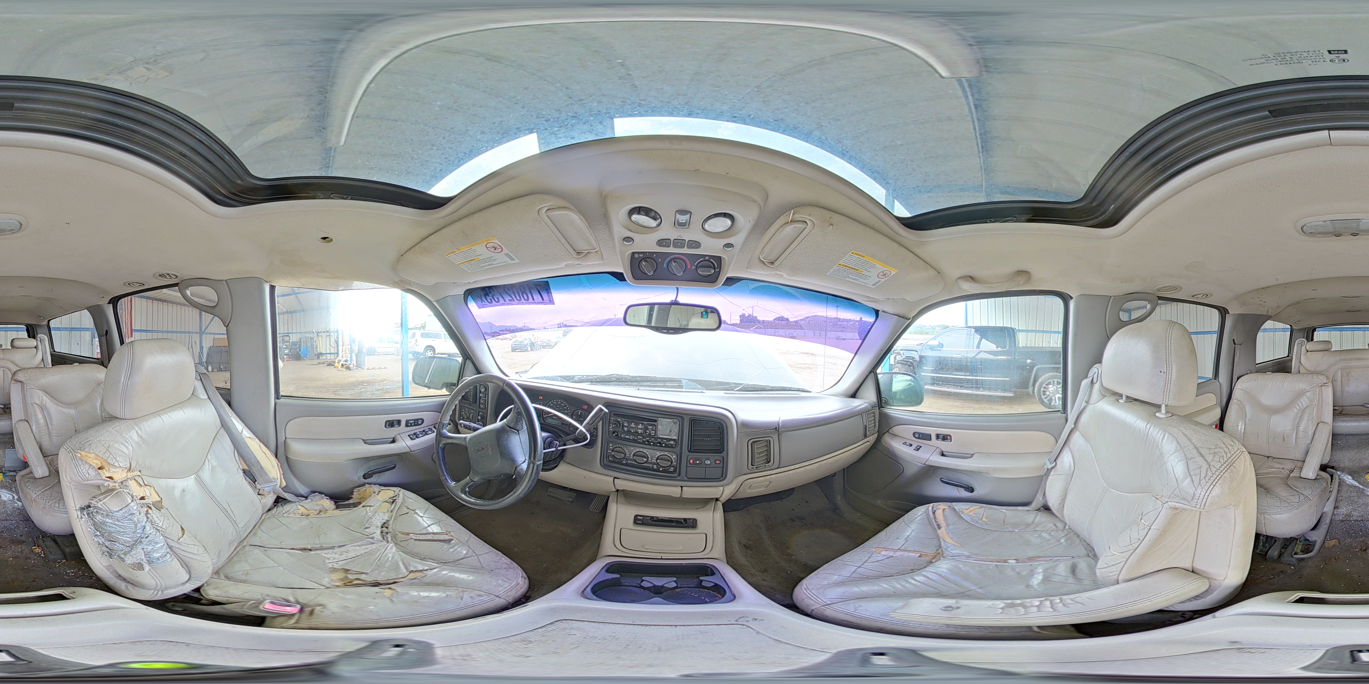 2002 GMC Yukon Xl K1500 VIN: 3GKFK16Z32G323042 Lot: 71802735