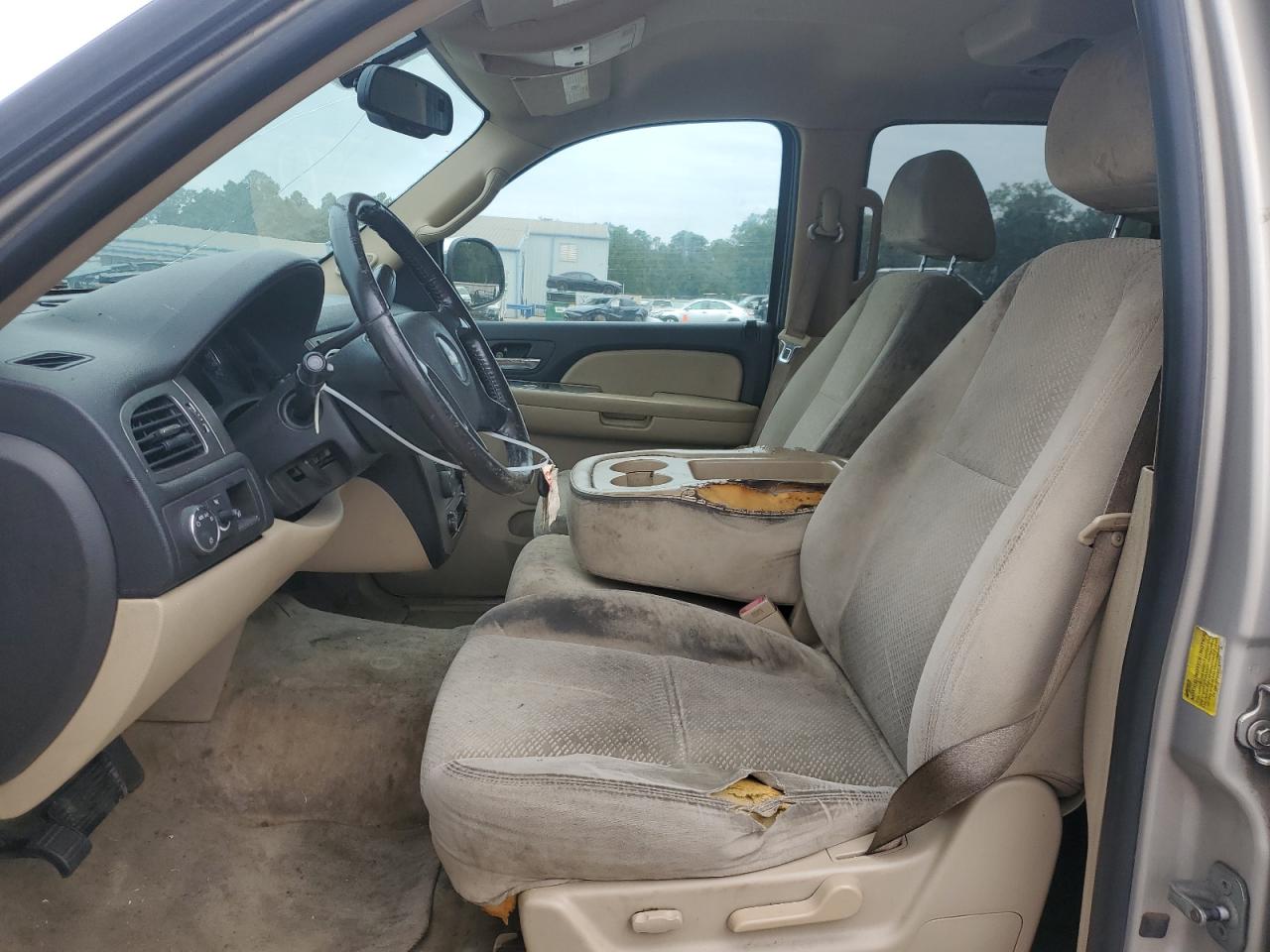 2007 Chevrolet Suburban C1500 VIN: 1GNFC16027J289845 Lot: 81099795