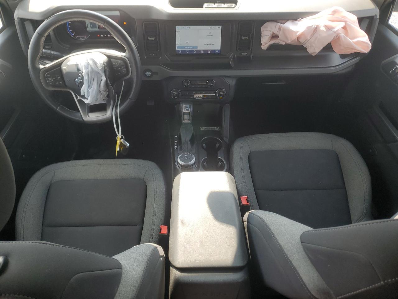 2022 Ford Bronco Base VIN: 1FMDE5BH2NLA88229 Lot: 71161635