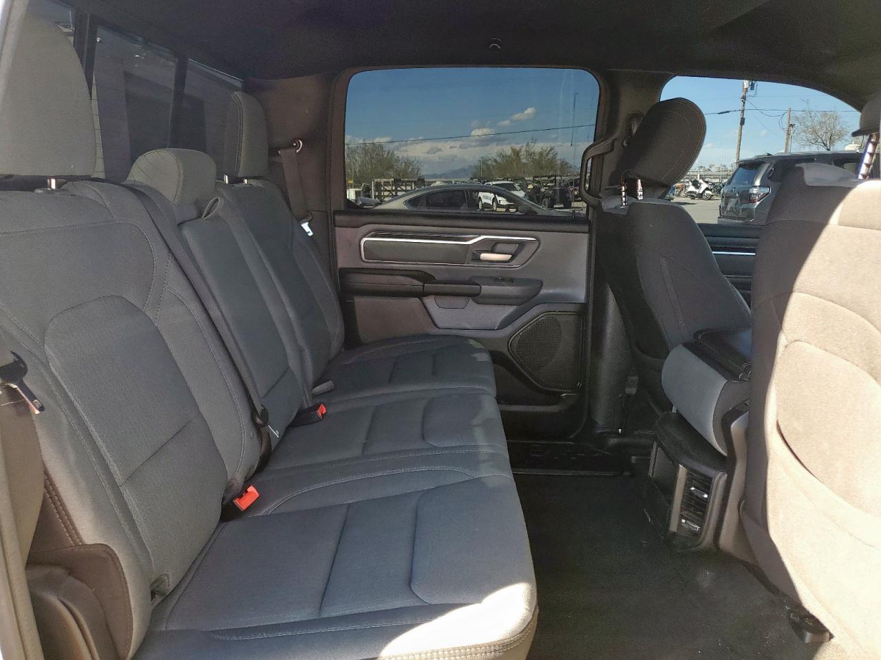 2022 Ram 1500 Big Horn/Lone Star VIN: 1C6RREFM5NN452158 Lot: 81586745