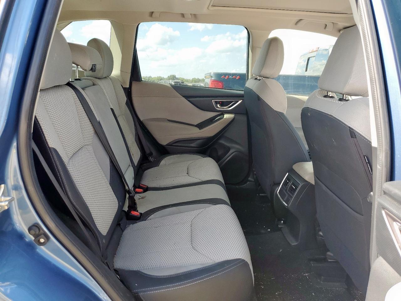 2022 Subaru Forester Premium VIN: JF2SKADC1NH429705 Lot: 80912825