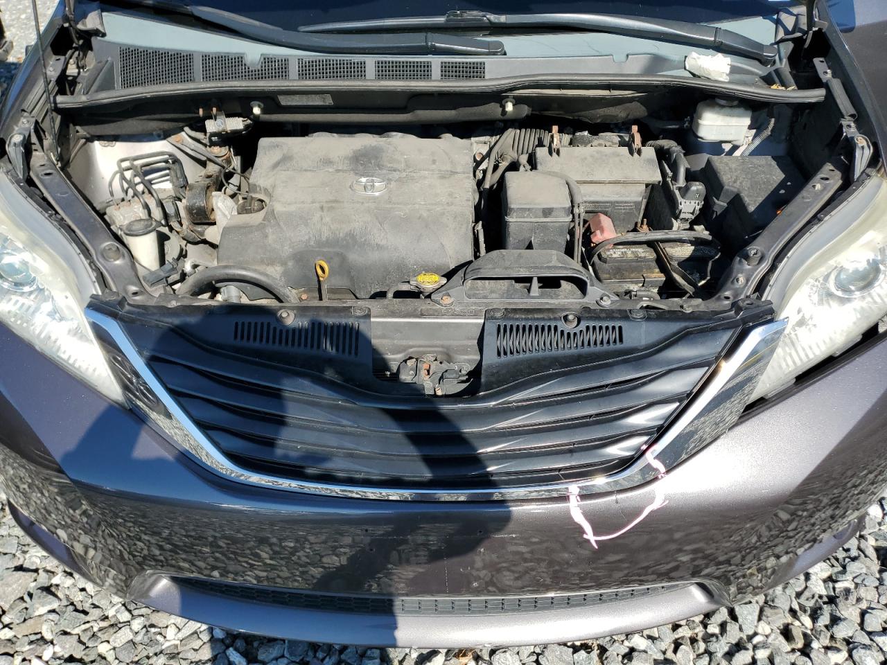 2012 Toyota Sienna Le VIN: 5TDKK3DC9CS184431 Lot: 70537715