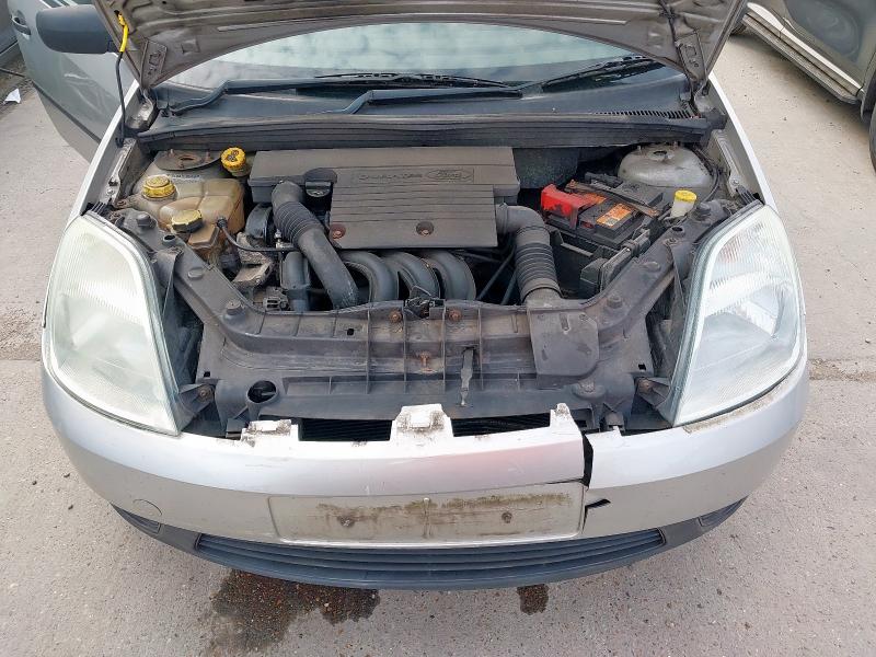2003 FORD FIESTA FINESSE 