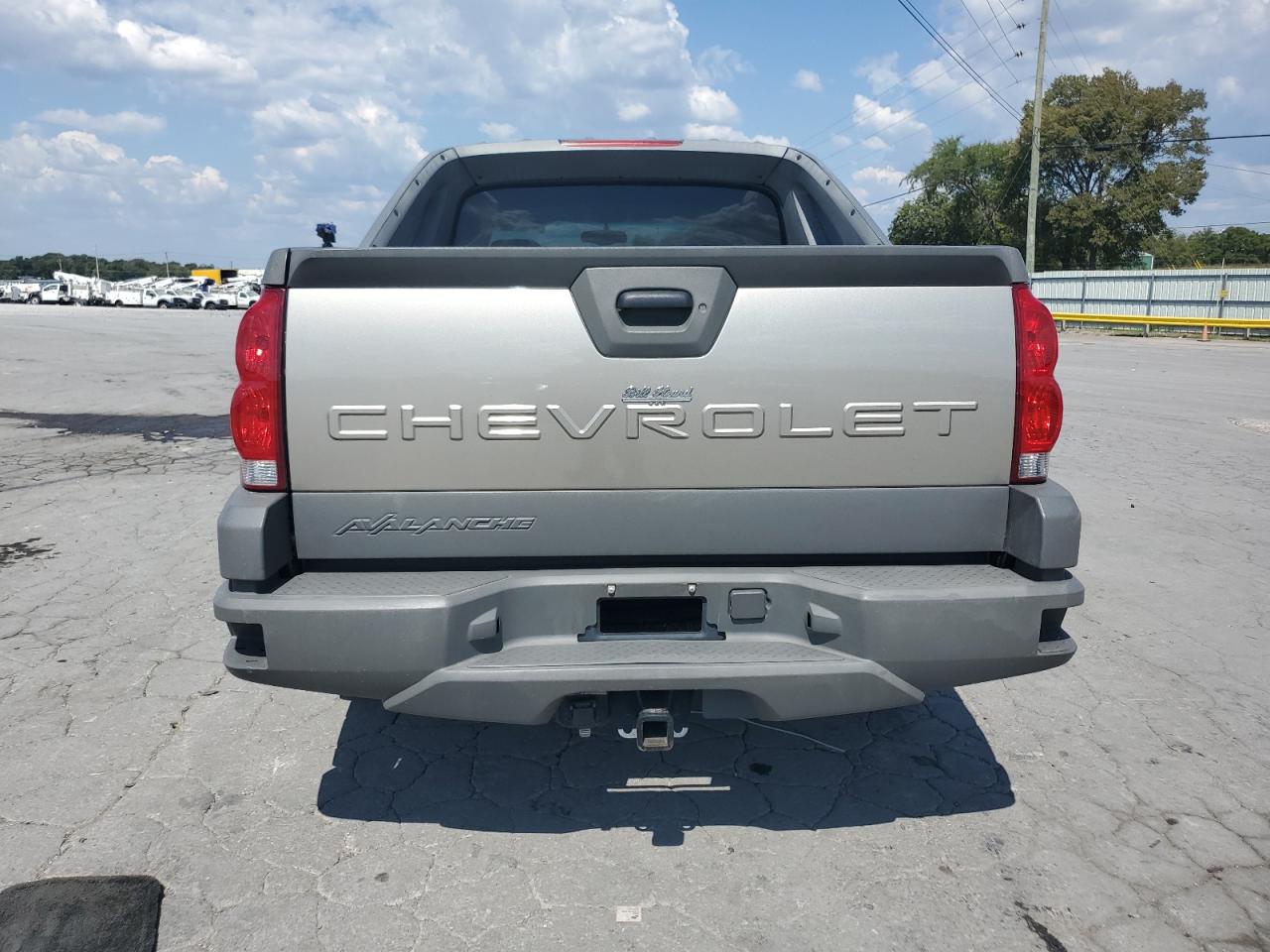 2002 Chevrolet Avalanche K1500 VIN: 3GNEK13T02G154869 Lot: 80347545