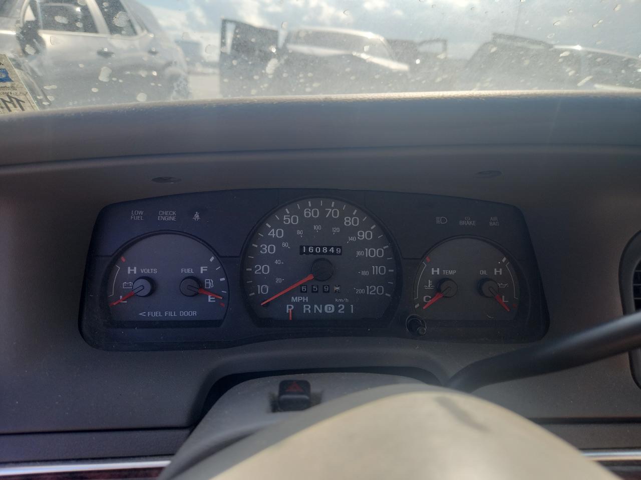 2001 Mercury Grand Marquis Gs VIN: 2MEFM74W21X615303 Lot: 81623755