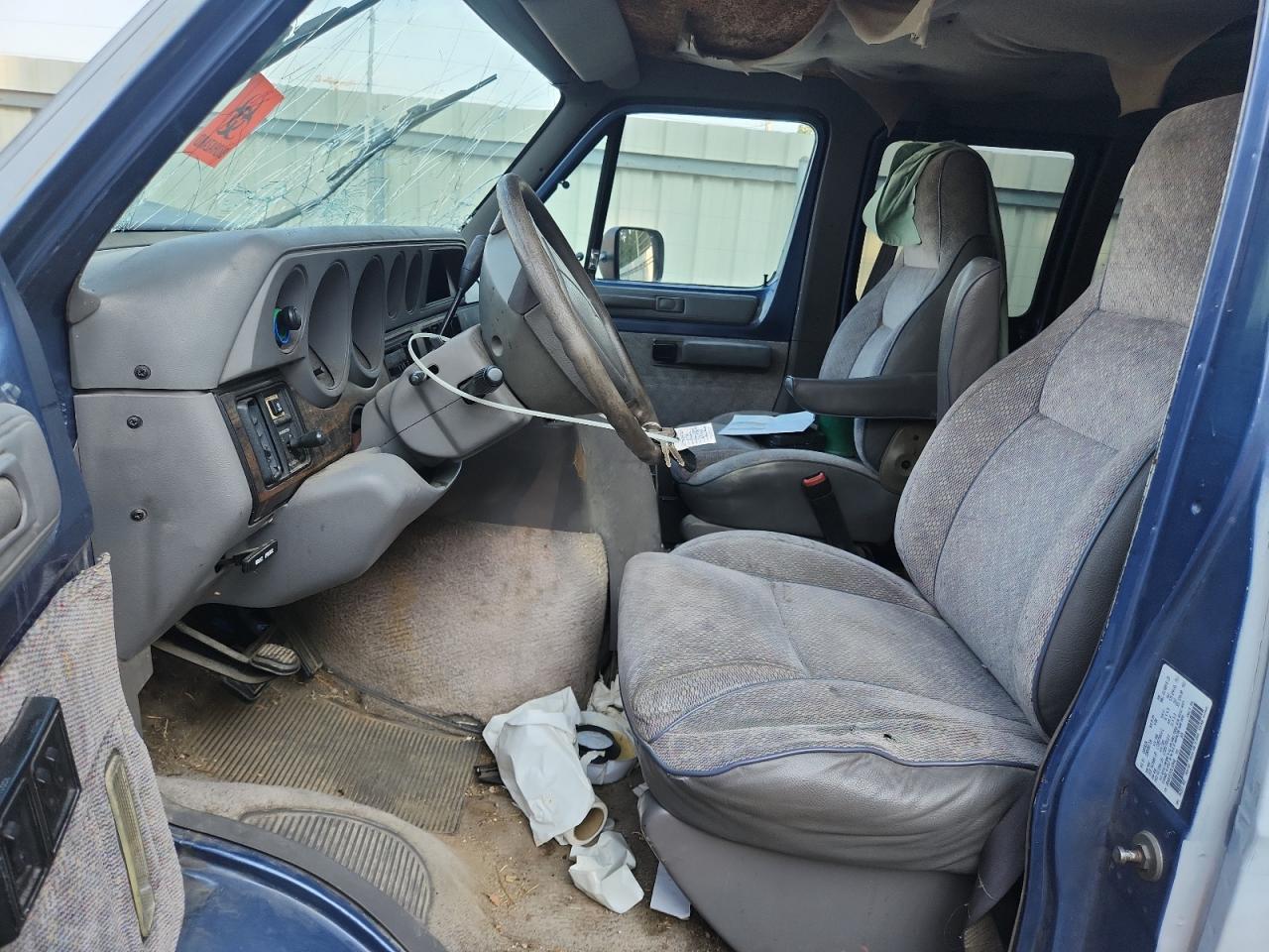 1996 Dodge Ram Wagon B3500 VIN: 2B5WB35Z9TK165442 Lot: 81108945