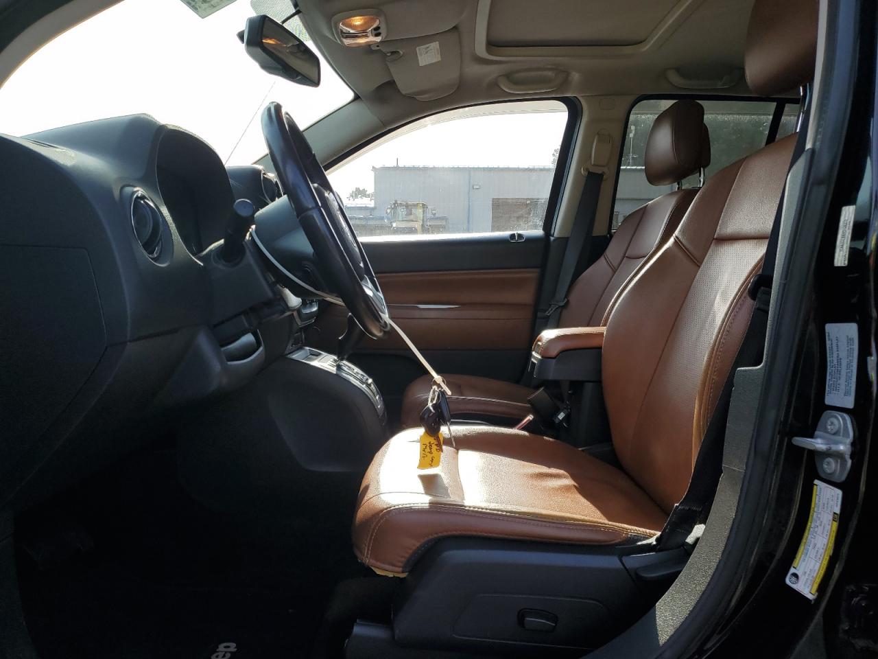 2016 Jeep Compass Latitude VIN: 1C4NJDEB6HD126372 Lot: 83877545