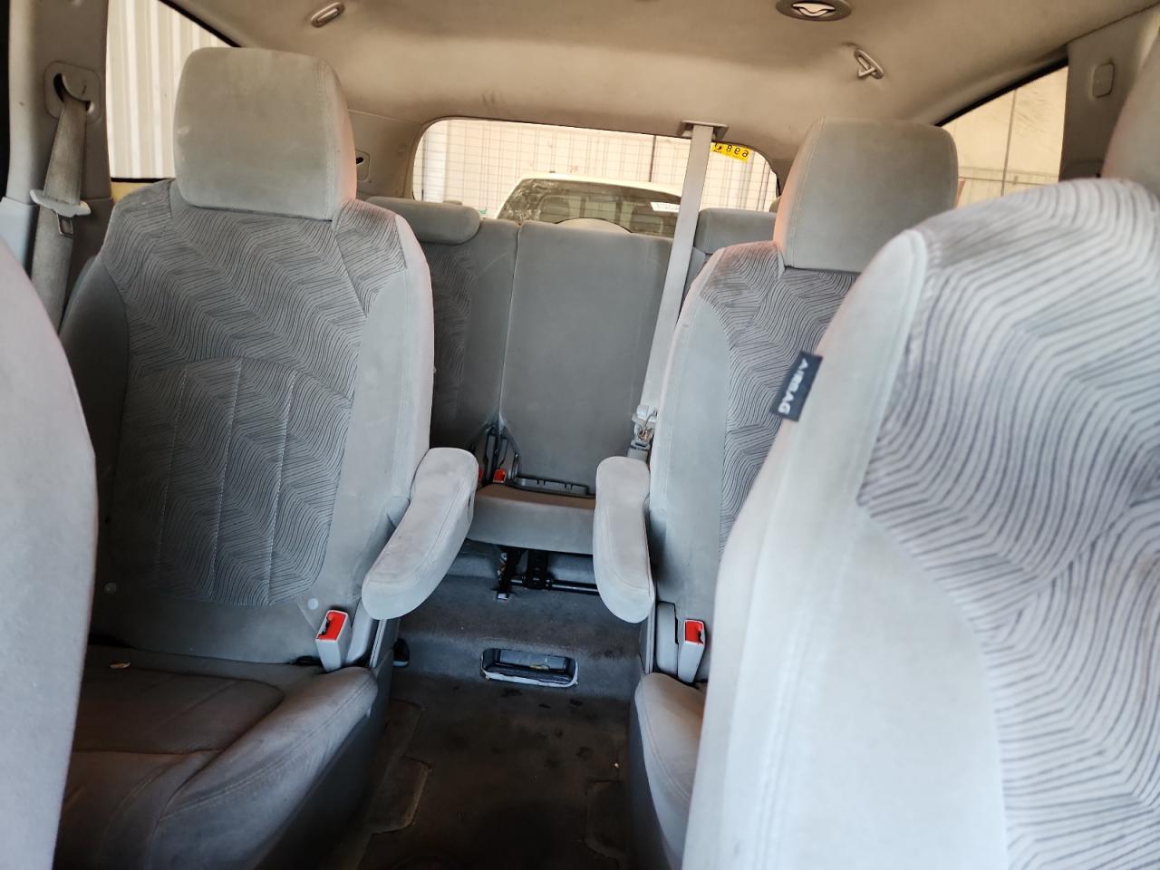 2007 Toyota Rav4 VIN: JTMBD33V975057056 Lot: 81636405