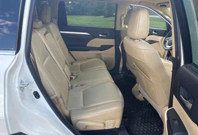 2016 TOYOTA HIGHLANDER XLE  