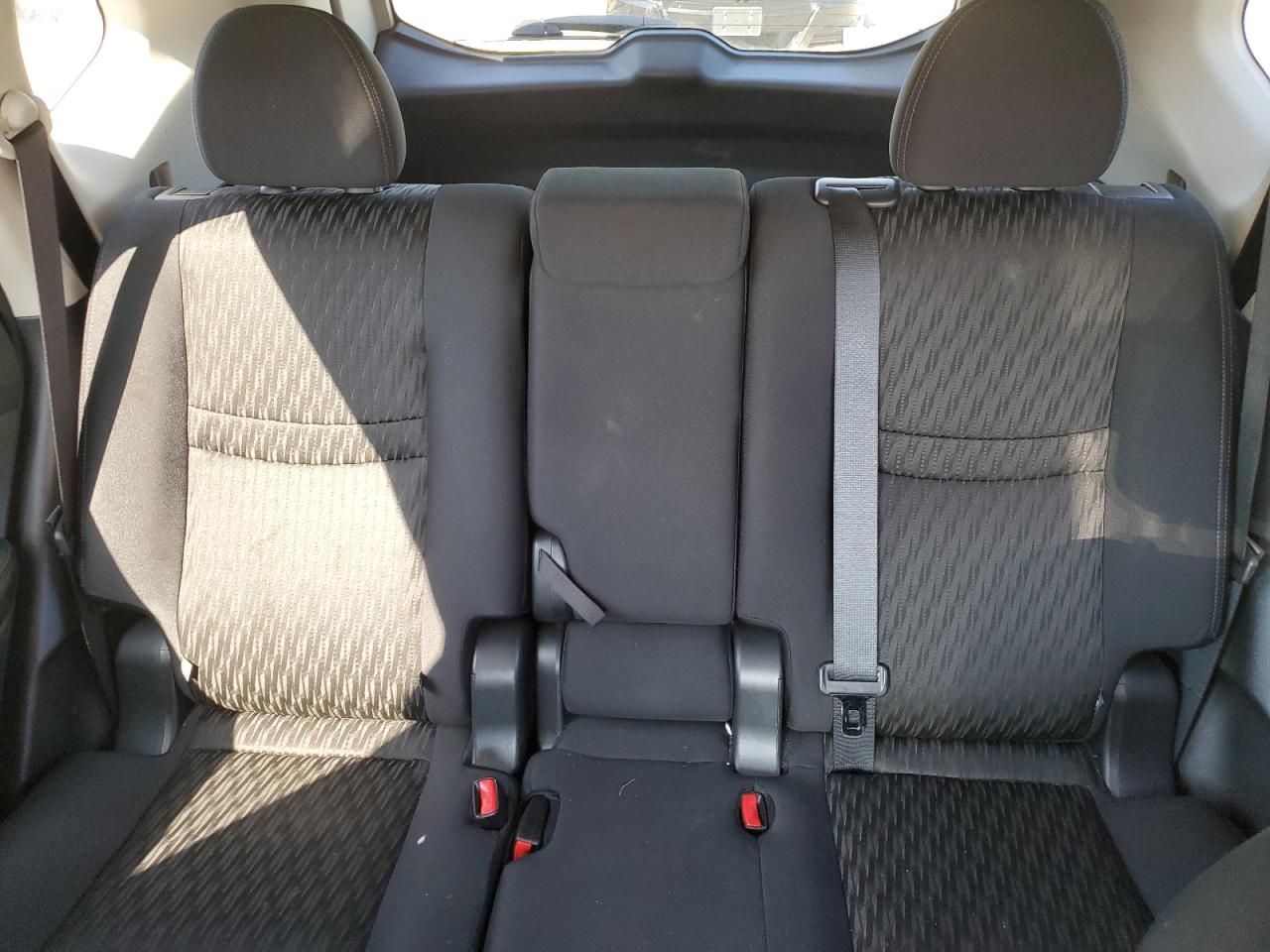 2018 Nissan Rogue S VIN: 5N1AT2MTXJC800036 Lot: 80459335