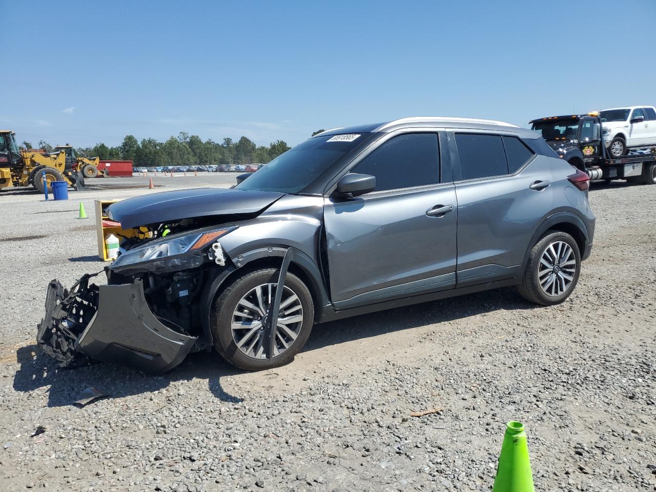 2021 Nissan Kicks Sv