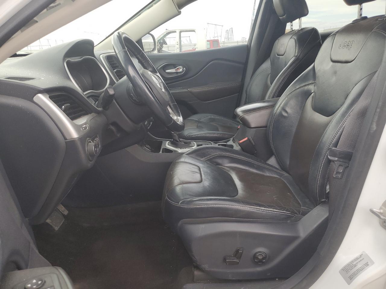 2015 Jeep Cherokee Limited VIN: 1C4PJLDB8FW532465 Lot: 81077225