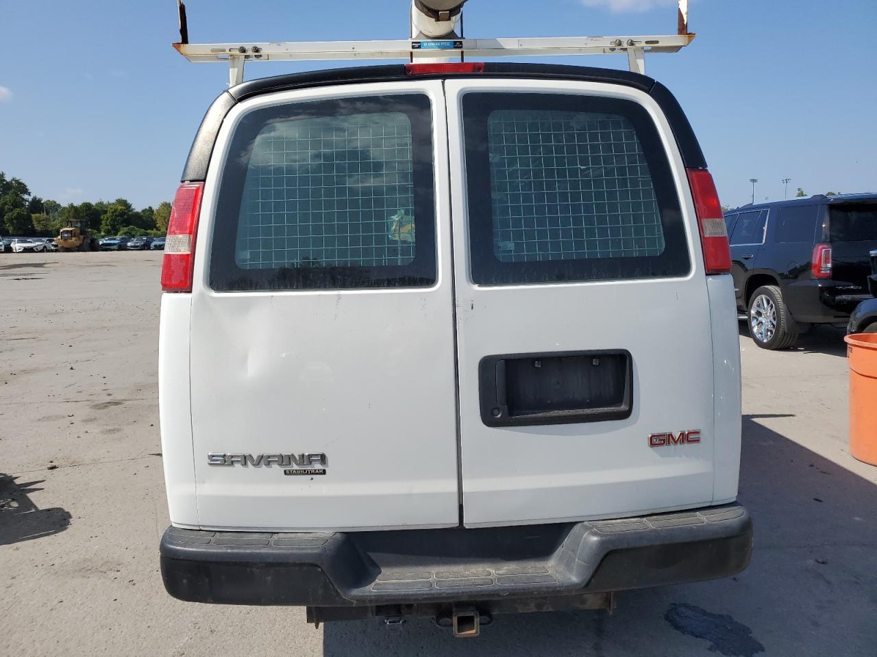 2016 GMC Savana G3500 VIN: 1GTZ7HFGXG1198855 Lot: 71171495