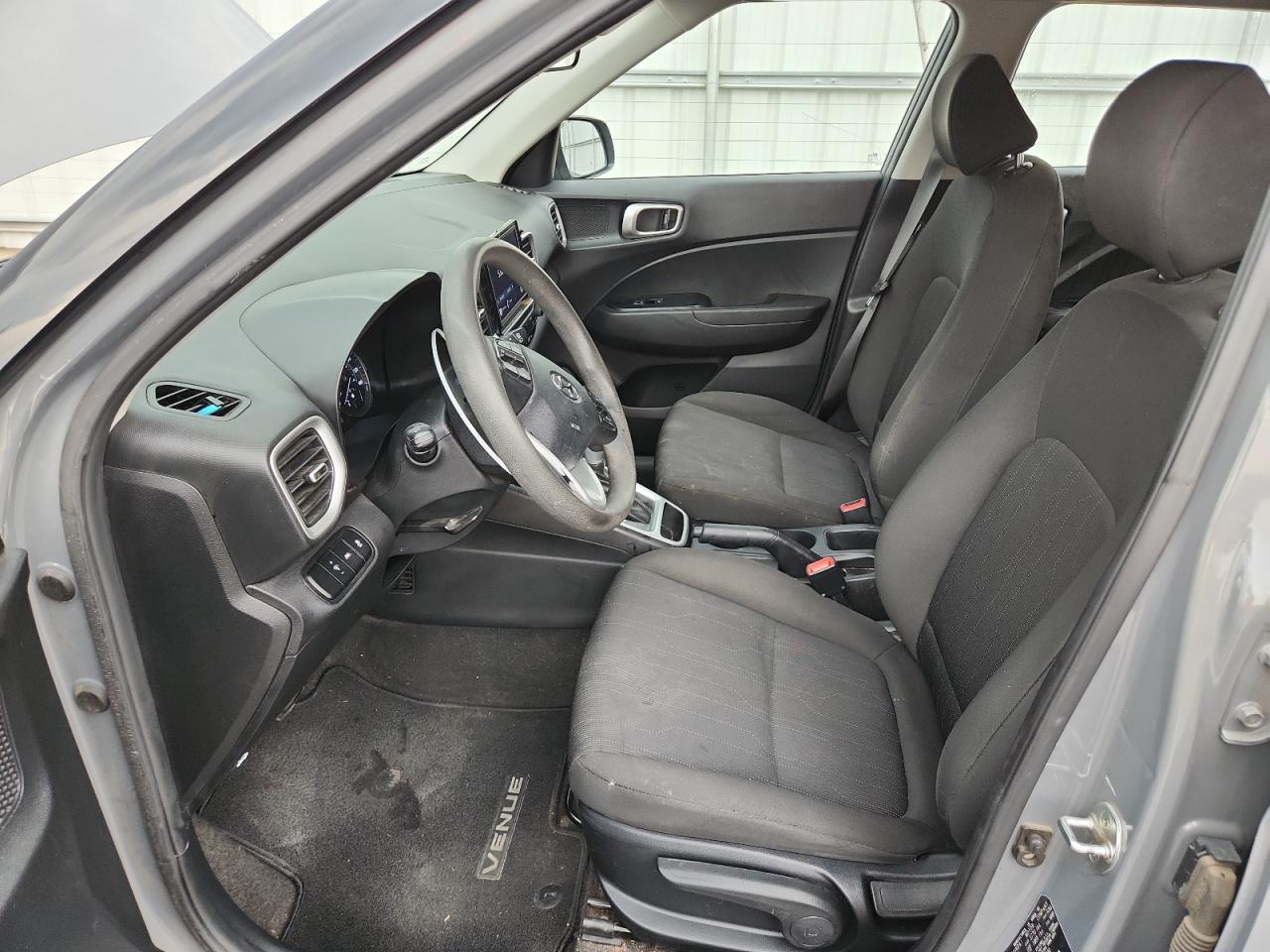 2022 Hyundai Venue Se VIN: KMHRB8A34NU198330 Lot: 71438325