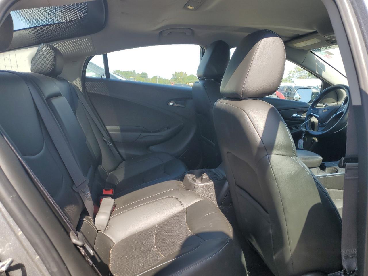 2018 Chevrolet Volt Premier VIN: 1G1RD6S55JU136618 Lot: 71960925