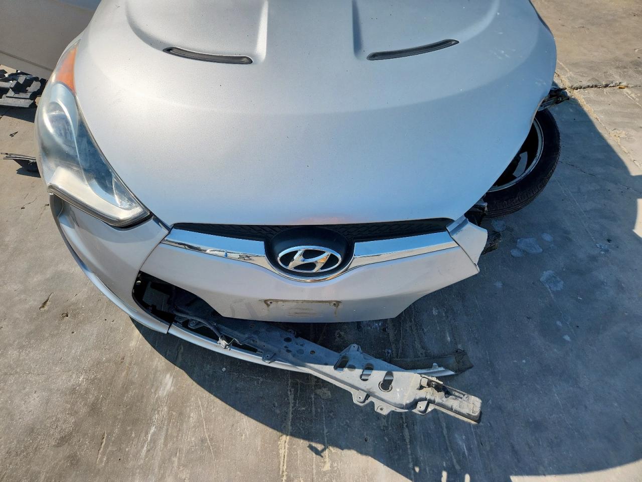 2014 Hyundai Veloster VIN: KMHTC6AD8EU189825 Lot: 80929225