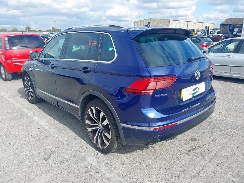 2017 VOLKSWAGEN TIGUAN R-LINE