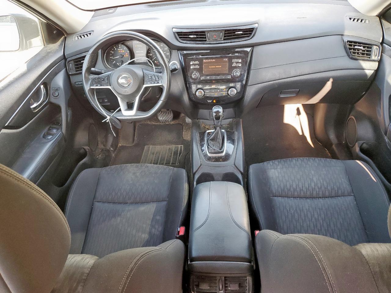 2017 Nissan Rogue S VIN: KNMAT2MT6HP607681 Lot: 72081235