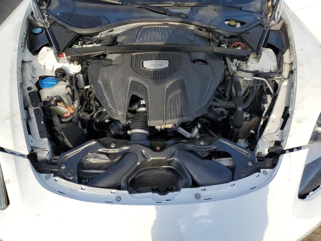 2017 Porsche Panamera 2 VIN: WP0AA2A73HL103786 Lot: 84029925