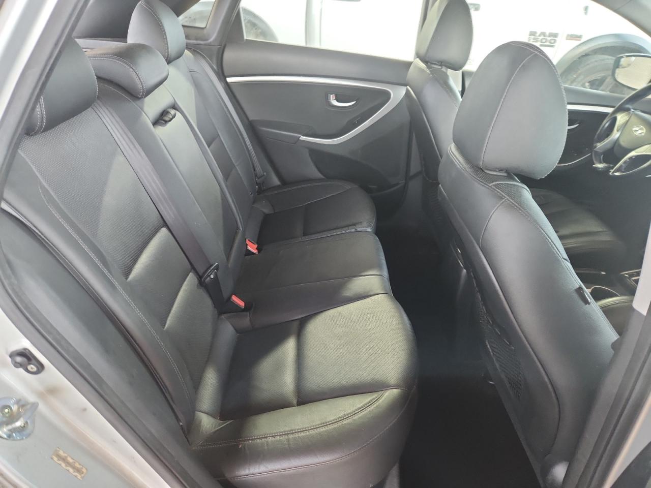 2014 Hyundai Elantra Gt VIN: KMHD35LH6EU184900 Lot: 69282575