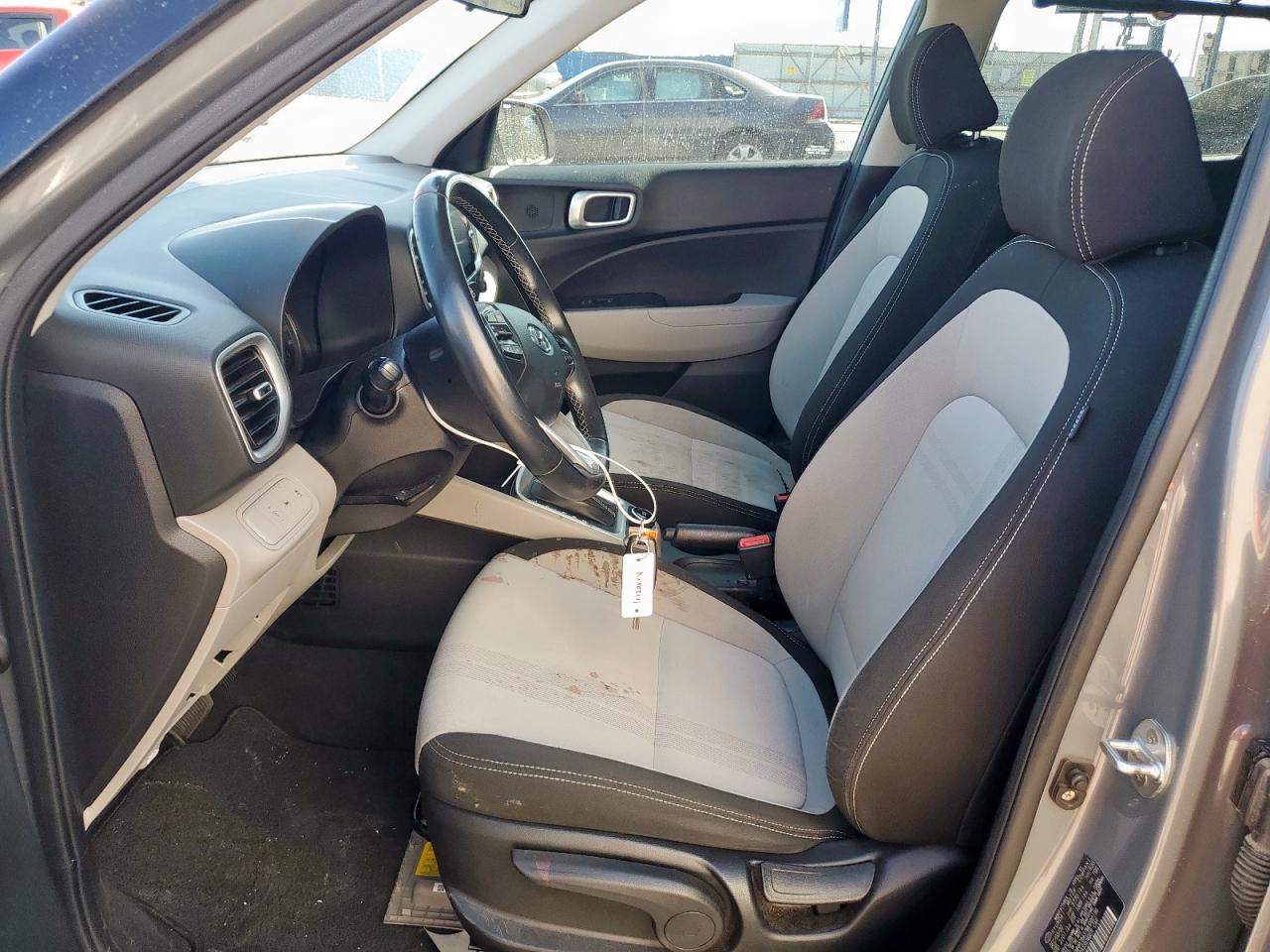 2021 Hyundai Venue Sel VIN: KMHRC8A37MU090196 Lot: 82139785