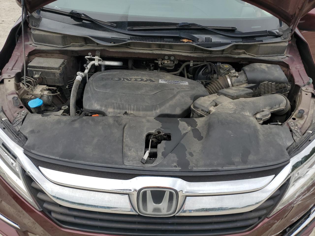 2018 Honda Odyssey Touring VIN: 5FNRL6H80JB048158 Lot: 84539105