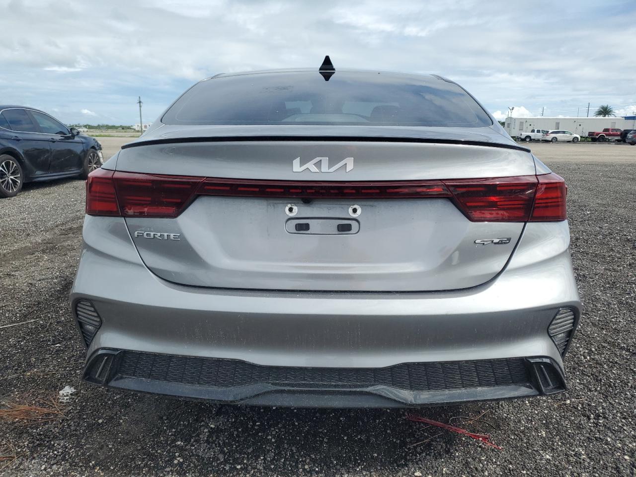 2024 Kia Forte Gt Line VIN: 3KPF54AD4RE786085 Lot: 71908115