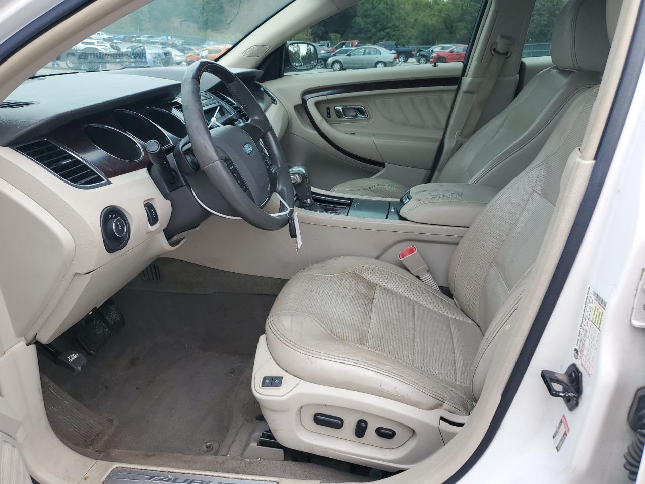 2011 Ford Taurus Limited VIN: 1FAHP2FW6BG126868 Lot: 84269625