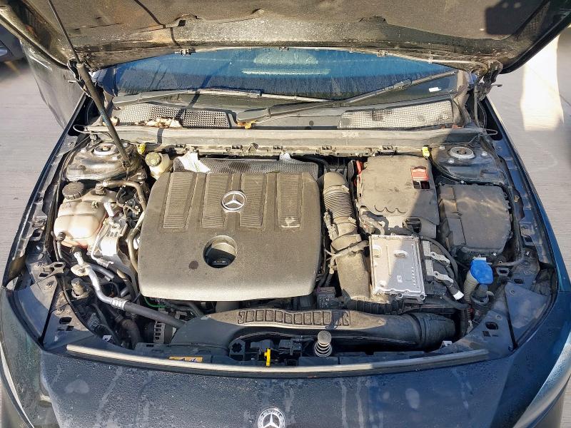 2020 MERCEDES-BENZ A CLASS A180D AMG LINE EXECUTIVE 4DR AUTO