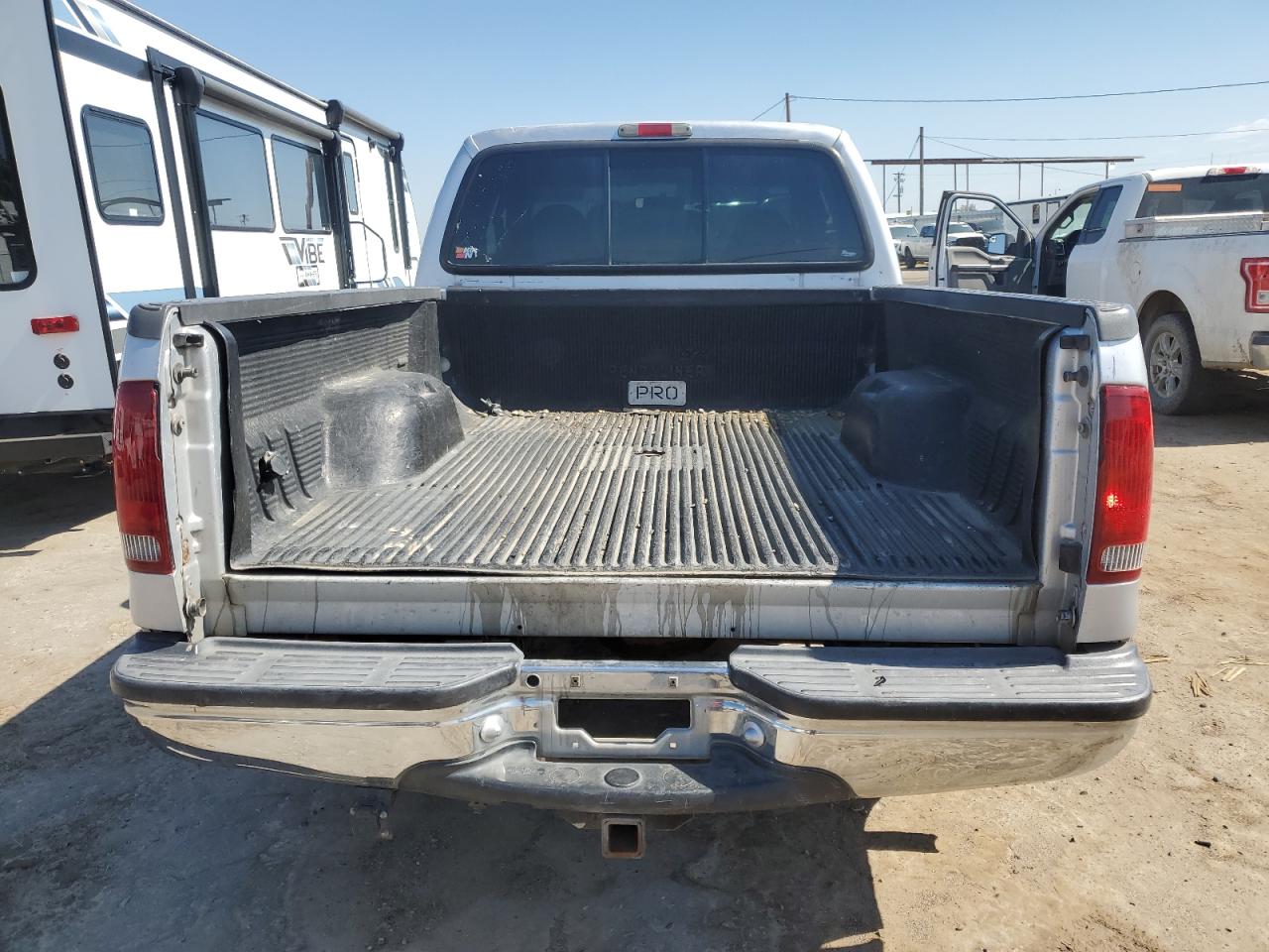 1999 Ford F250 Super Duty VIN: 1FTNX20L6XEB52577 Lot: 81791185