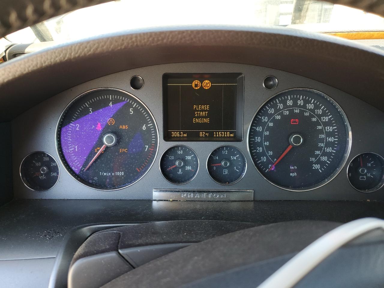 VOLKSWAGEN PHAETON 2004 WVWAF63DX48007033 Photo 9