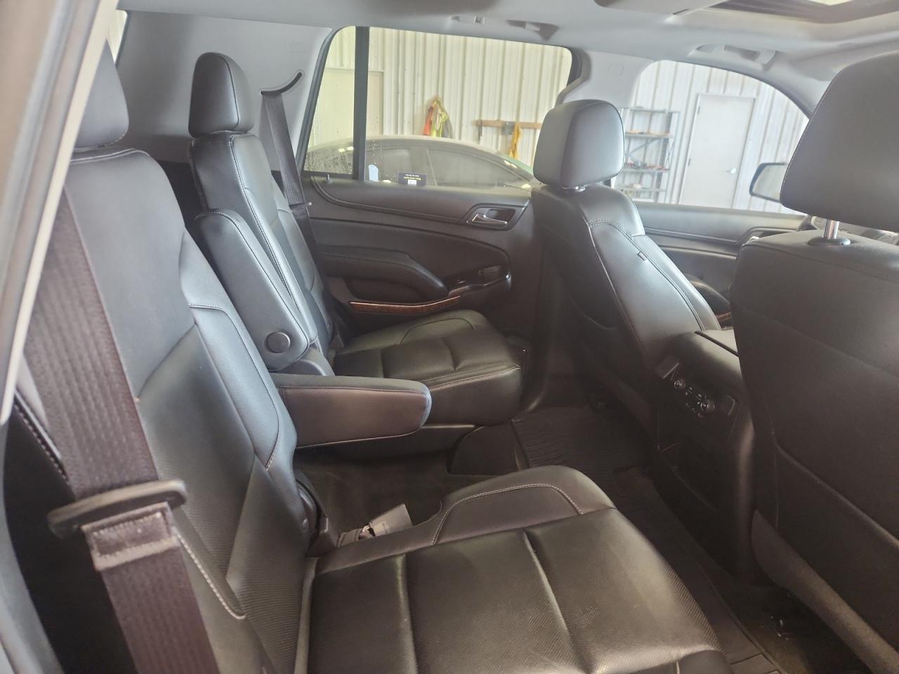 2018 Chevrolet Tahoe K1500 Premier VIN: 1GNSKCKJ8JR194288 Lot: 82133725